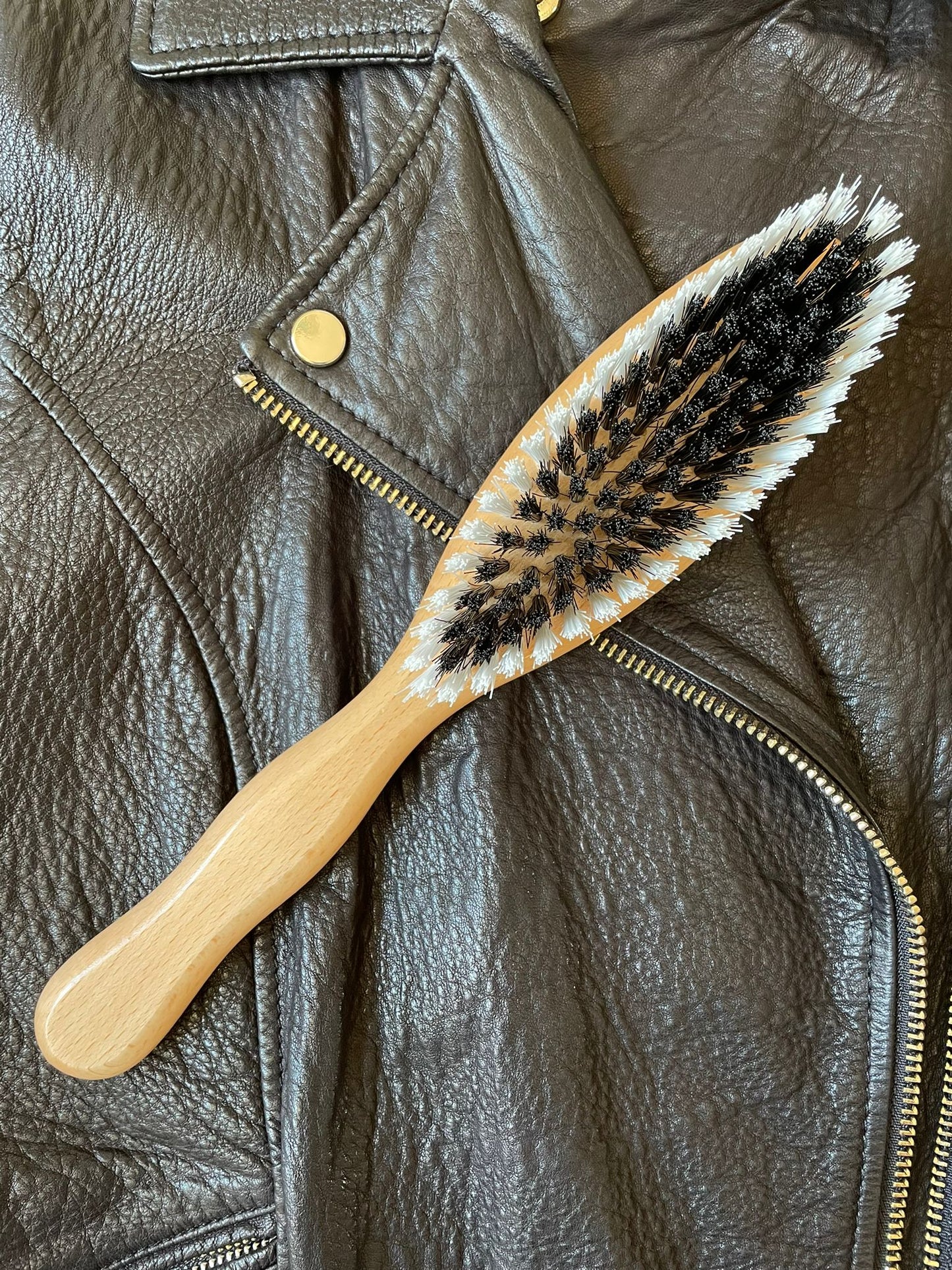 Brosse à vêtements