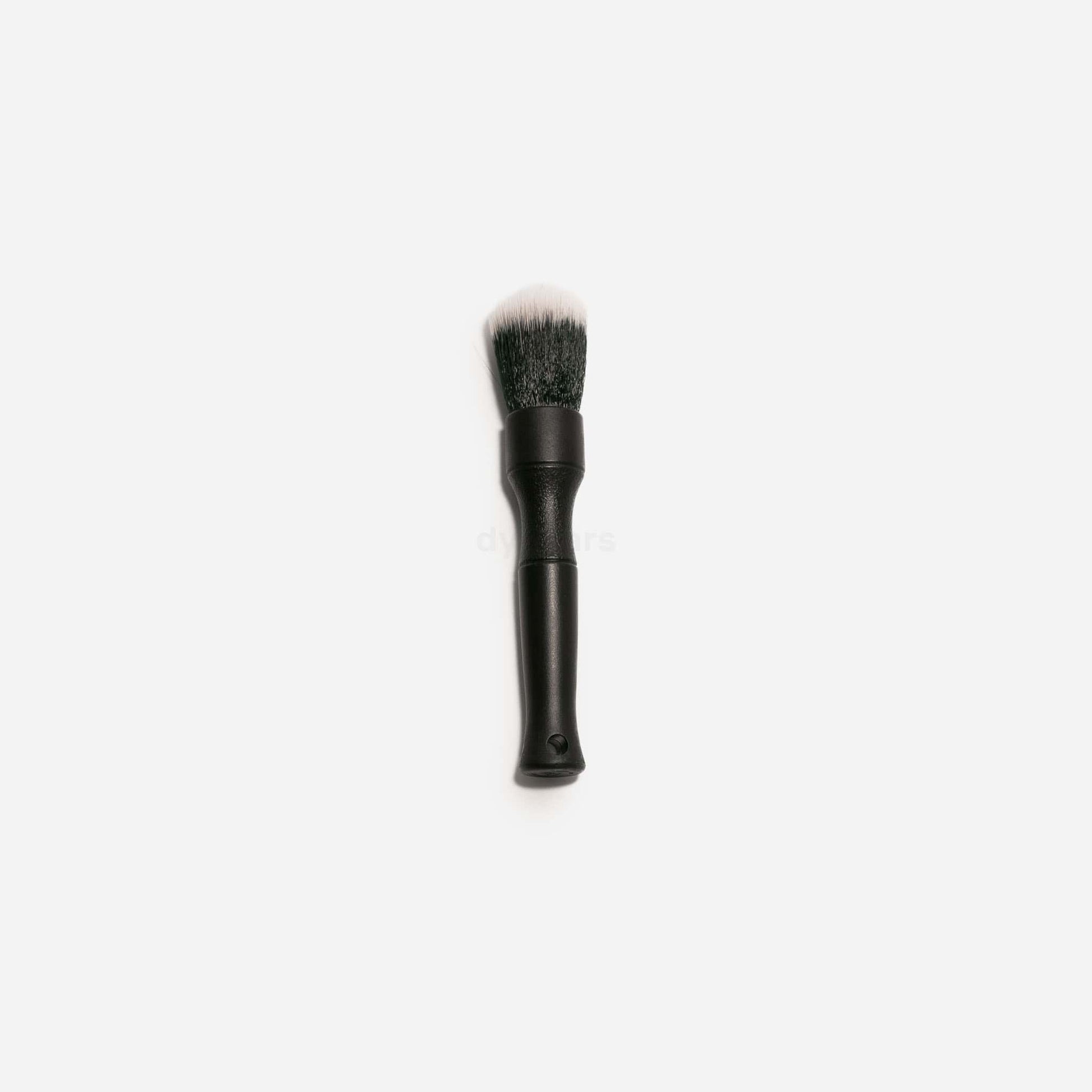 Mini brosse synthÃ©tique â€“ poils fins, pour cadrans, boutons, dÃ©tails tableau de bord