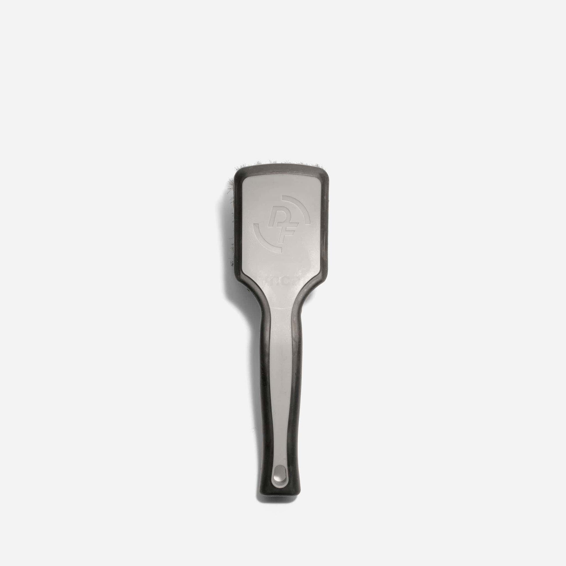TriGrip Detailing Brush S â€“ brosse de prÃ©cision pour recoins et surfaces fragiles
