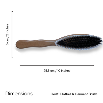 Brosse à vêtements
